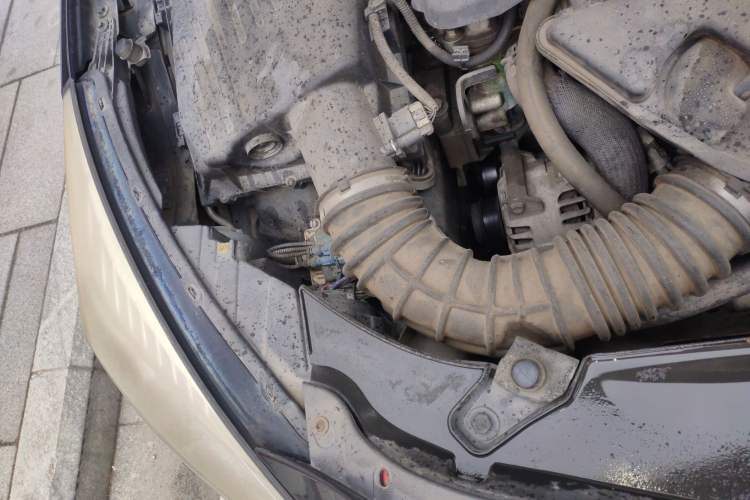 Used Chevrolet Malibu 2012 2.0L Automatic Luxury Edition Engine Bay Right