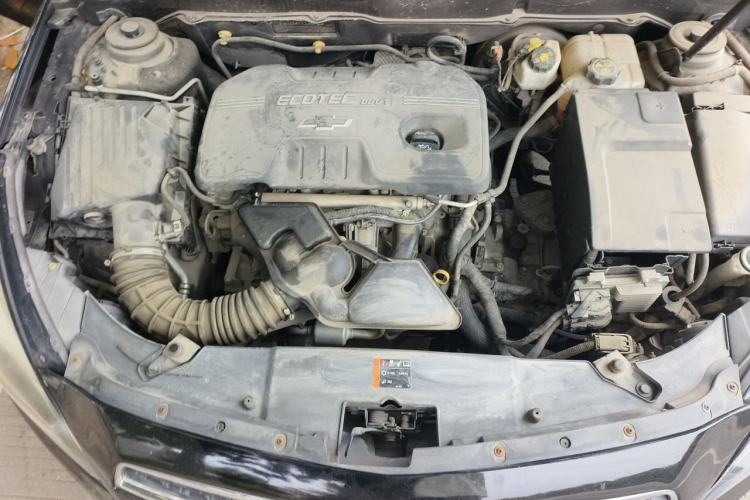 Used Chevrolet Malibu 2012 2.0L Automatic Comfort Edition Engine Bay