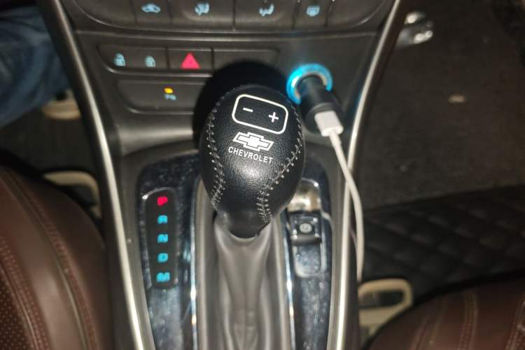 Used Chevrolet Malibu 2012 2.0L Automatic Comfort Edition Gear Lever