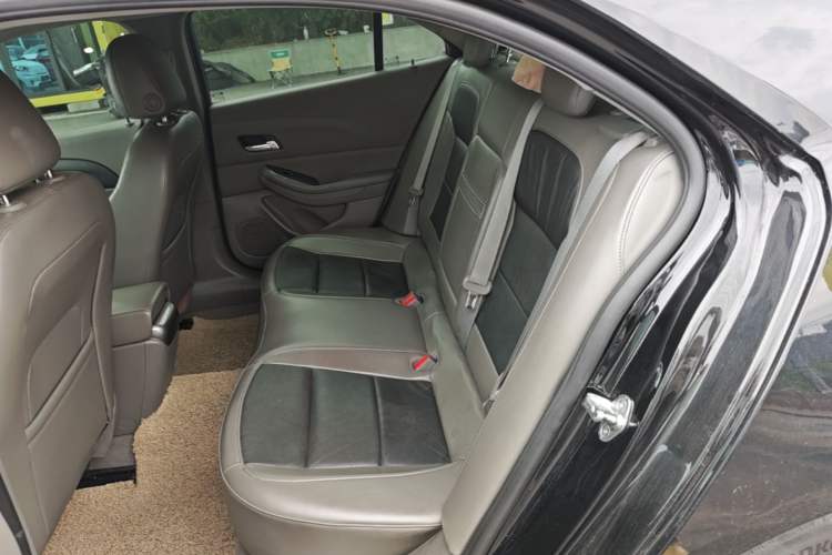Used Chevrolet Malibu 2012 2.4L Automatic Luxury Edition Left Rear Seat