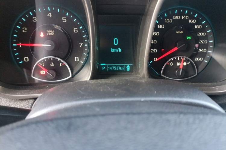 Used Chevrolet Malibu 2012 2.0L Automatic Comfort Edition Odometer Close Up