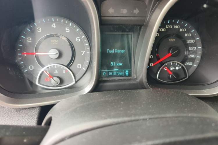 Used Chevrolet Malibu 2012 2.0L Automatic Comfort Edition Odometer Close Up