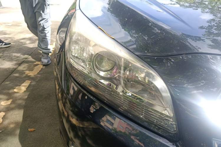 Used Chevrolet Malibu 2012 2.0L Automatic Luxury Edition Right Front Headlight