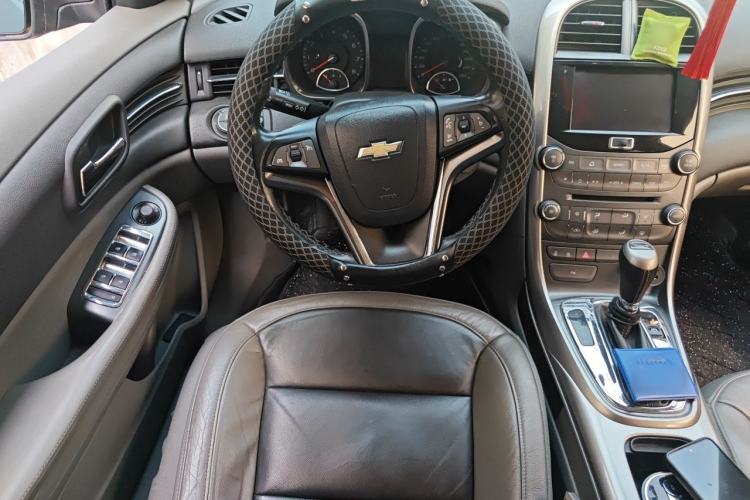 Used Chevrolet Malibu 2012 2.0L Automatic Luxury Edition Steering Wheel