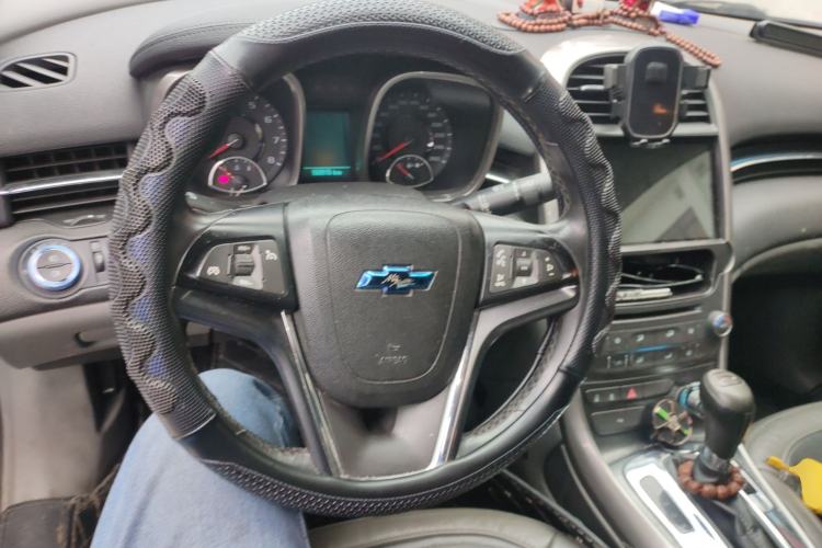 Used Chevrolet Malibu 2012 2.0L Automatic Luxury Edition Steering Wheel