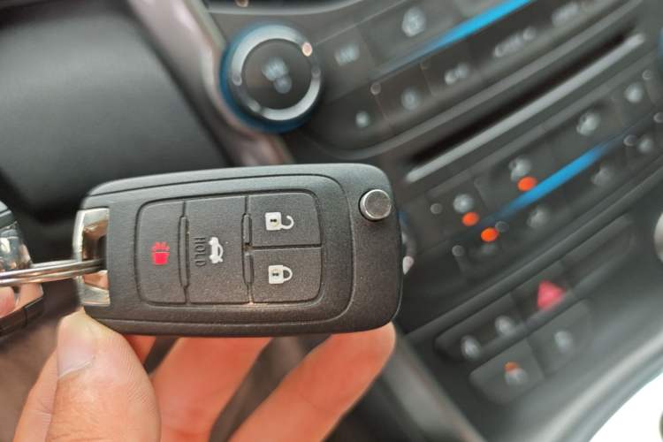 Used Chevrolet Malibu 2012 2.4L Automatic Luxury Edition Vehicle Key
