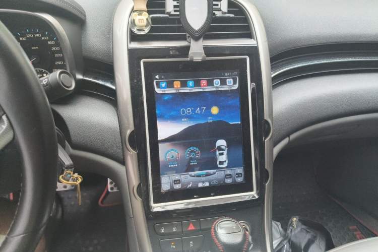 Used Chevrolet Malibu 2012 2.4L Automatic Luxury Edition Audio And AC Panel