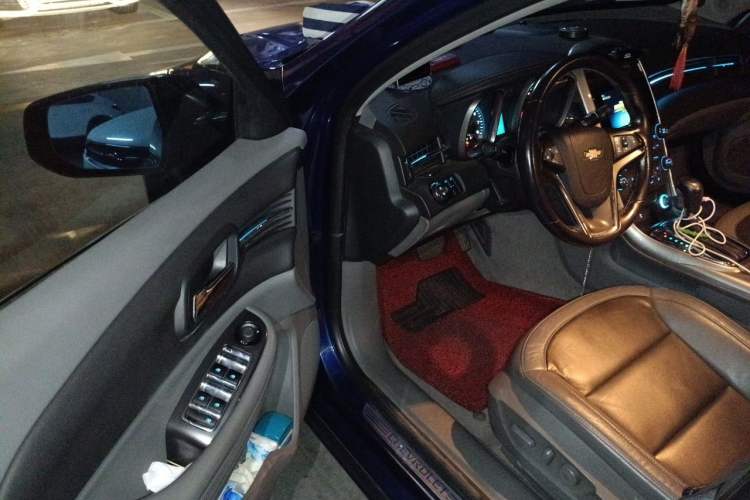 Used Chevrolet Malibu 2012 2.0L Automatic Luxury Edition Driver Seat