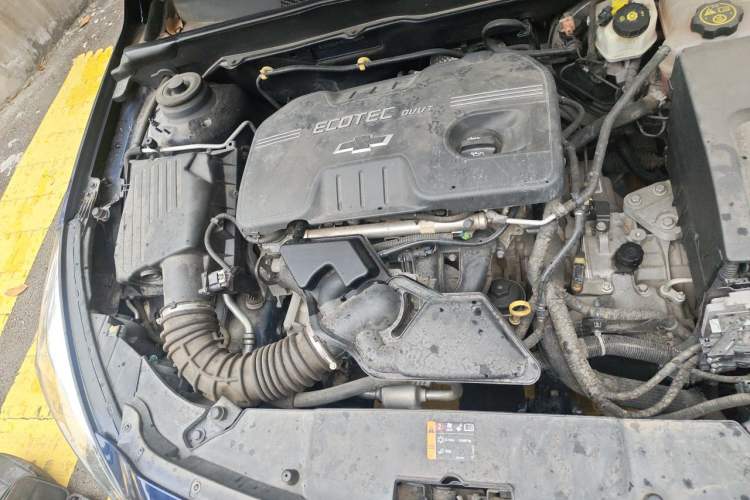 Used Chevrolet Malibu 2012 2.0L Automatic Luxury Edition Engine Bay Right