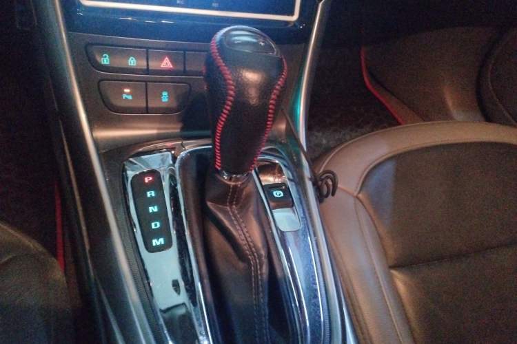 Used Chevrolet Malibu 2012 2.4L Automatic Luxury Edition Gear Lever