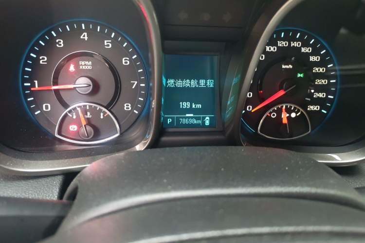 Used Chevrolet Malibu 2012 2.0L Automatic Luxury Edition Odometer Close Up