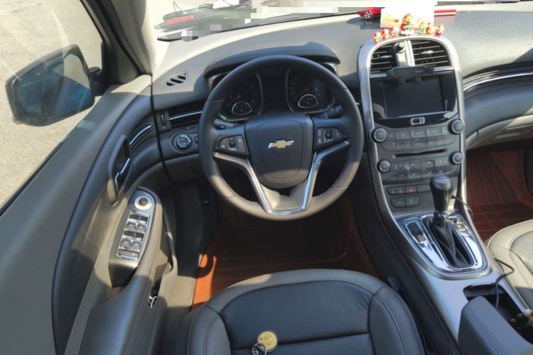 Used Chevrolet Malibu 2012 2.0L Automatic Luxury Edition Steering Wheel