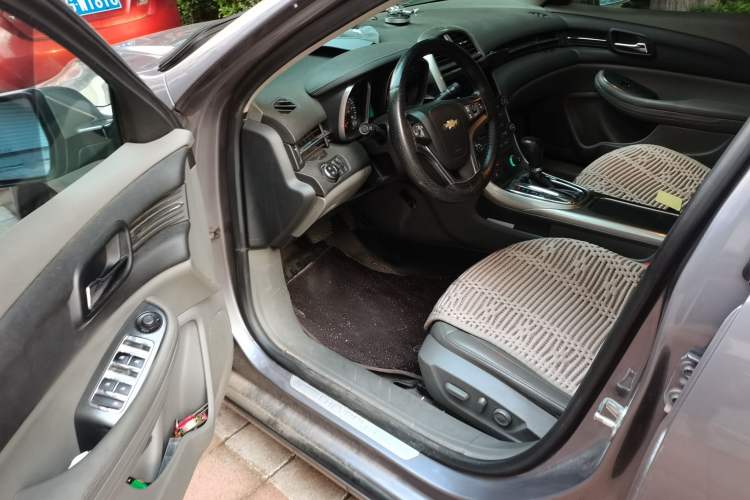 Used Chevrolet Malibu 2012 2.0L Automatic Luxury Edition Driver Seat