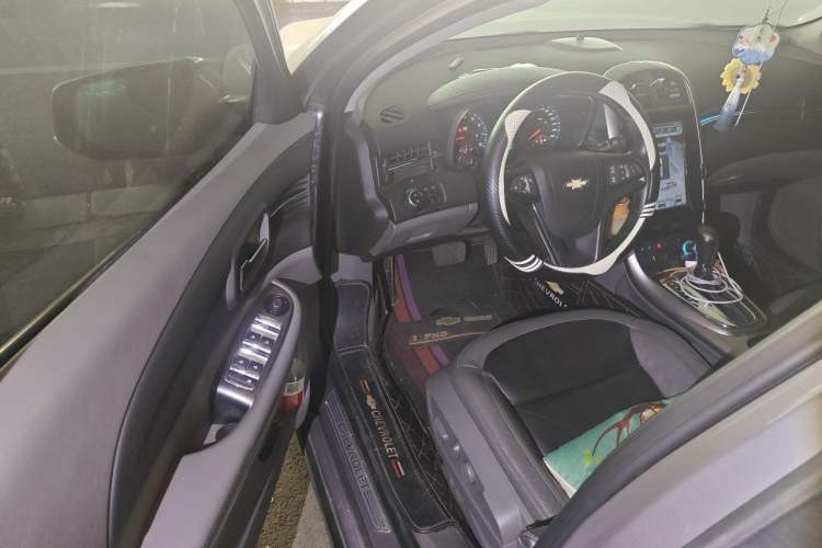 Used Chevrolet Malibu 2012 2.0L Automatic Luxury Edition Driver Seat