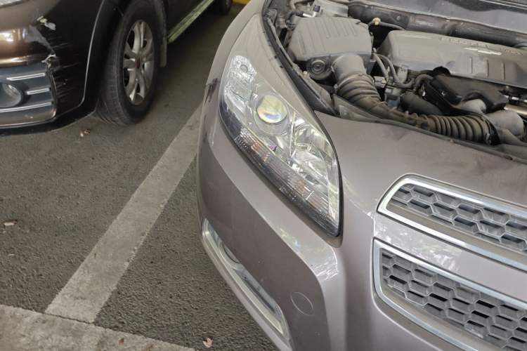 Used Chevrolet Malibu 2012 2.0L Automatic Luxury Edition Right Front Headlight
