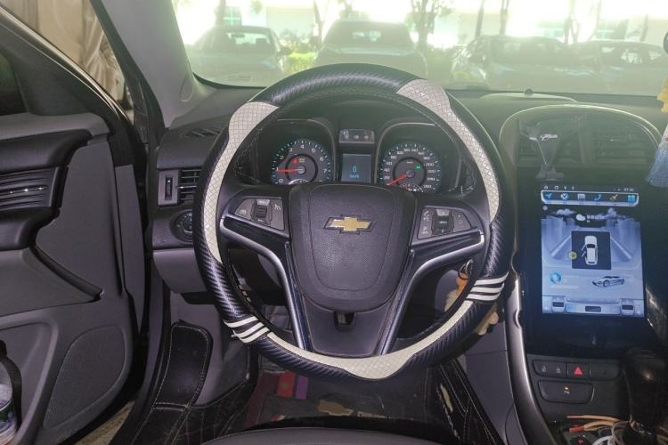 Used Chevrolet Malibu 2012 2.0L Automatic Luxury Edition Steering Wheel