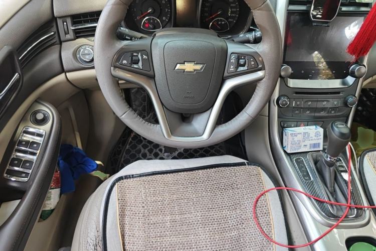 Used Chevrolet Malibu 2012 2.0L Automatic Comfort Edition Steering Wheel
