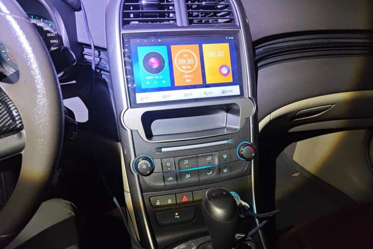 Used Chevrolet Malibu 2012 2.0L Automatic Comfort Edition Audio And AC Panel