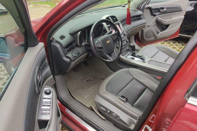Used Chevrolet Malibu 2012 2.0L Automatic Luxury Edition Driver Seat
