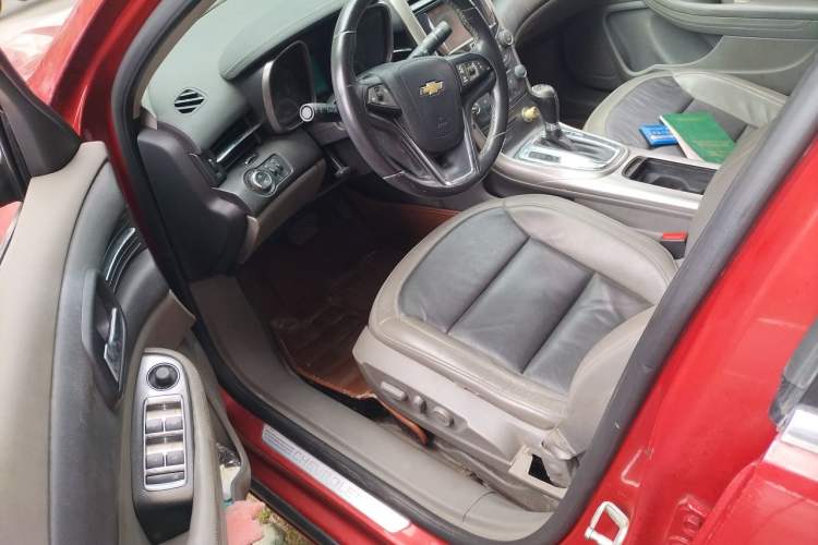 Used Chevrolet Malibu 2012 2.0L Automatic Luxury Edition Driver Seat