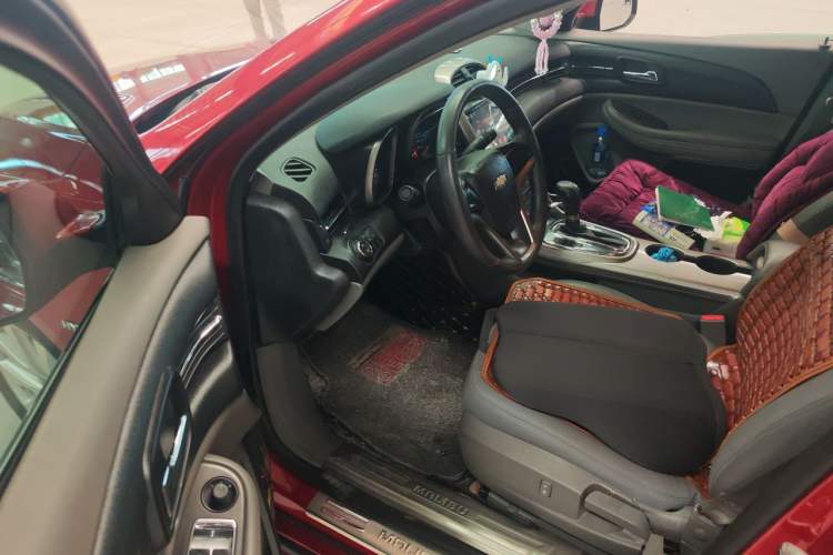 Used Chevrolet Malibu 2012 2.0L Automatic Comfort Edition Driver Seat