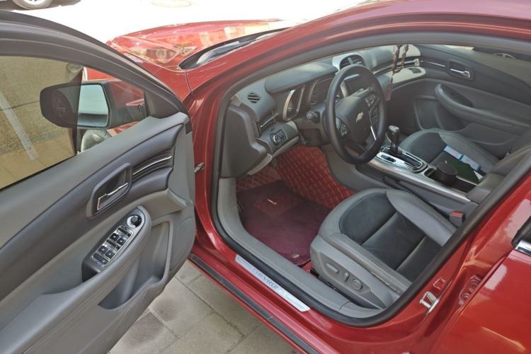 Used Chevrolet Malibu 2012 2.0L Automatic Luxury Edition Driver Seat
