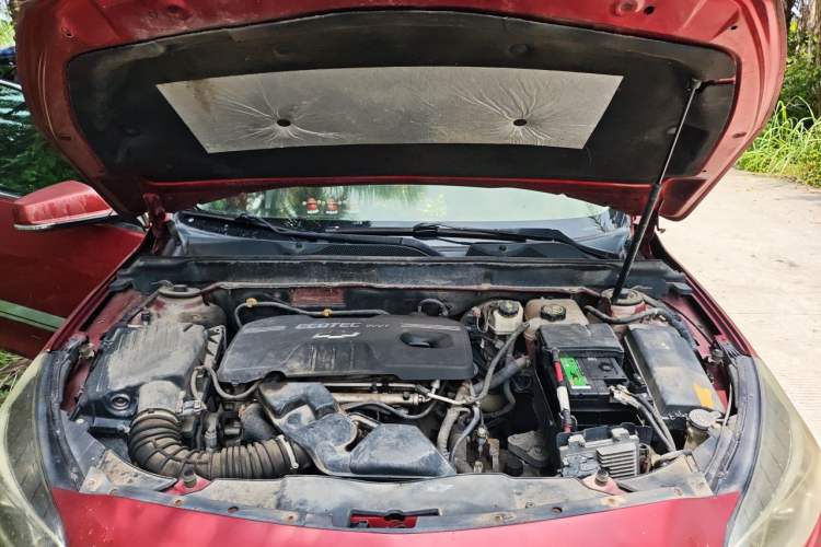Used Chevrolet Malibu 2012 2.0L Automatic Luxury Edition Engine Bay