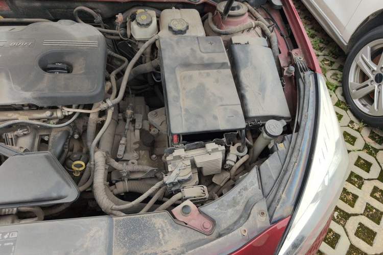 Used Chevrolet Malibu 2012 2.0L Automatic Luxury Edition Engine Bay Left
