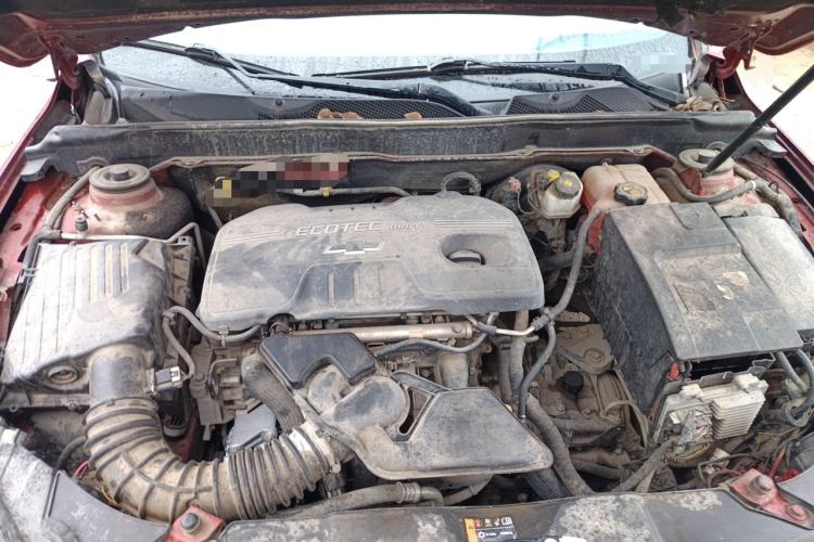 Used Chevrolet Malibu 2012 2.0L Automatic Comfort Edition Engine Bay