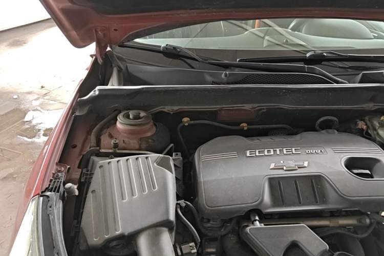 Used Chevrolet Malibu 2012 2.0L Automatic Luxury Edition Engine Bay Right