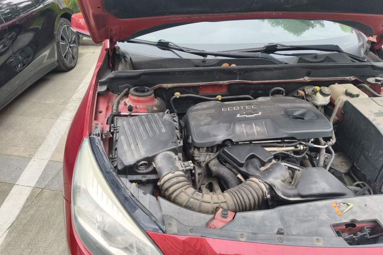 Used Chevrolet Malibu 2012 2.0L Automatic Luxury Edition Engine Bay Right