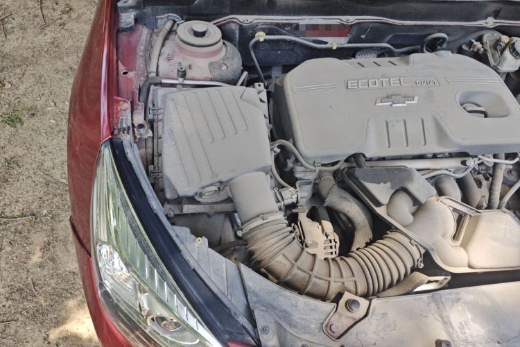 Used Chevrolet Malibu 2012 2.0L Automatic Luxury Edition Engine Bay Right