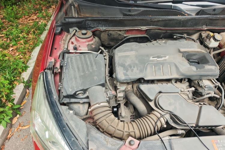 Used Chevrolet Malibu 2012 2.4L Automatic Luxury Edition Engine Bay Right