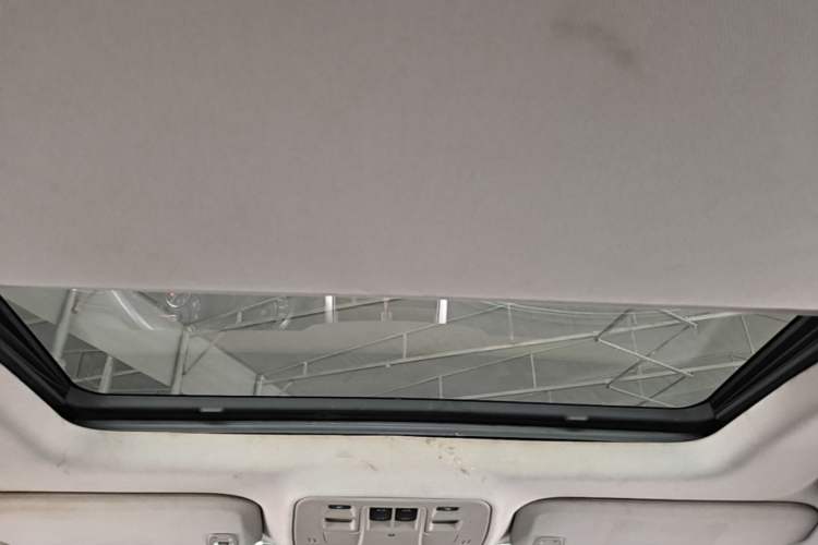 Used Chevrolet Malibu 2012 2.0L Automatic Luxury Edition Headliner