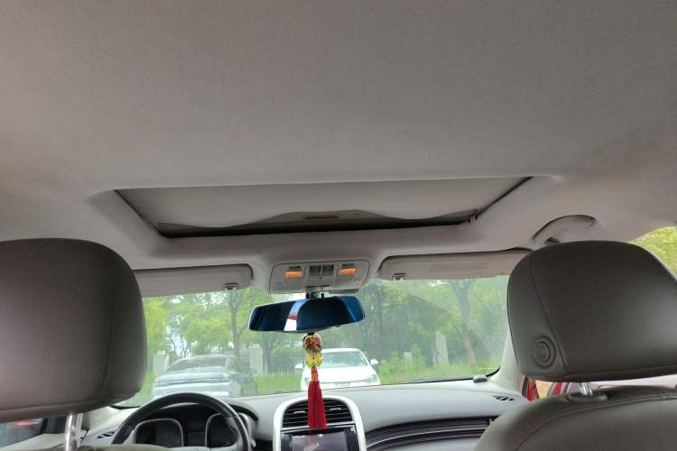 Used Chevrolet Malibu 2012 2.0L Automatic Luxury Edition Headliner