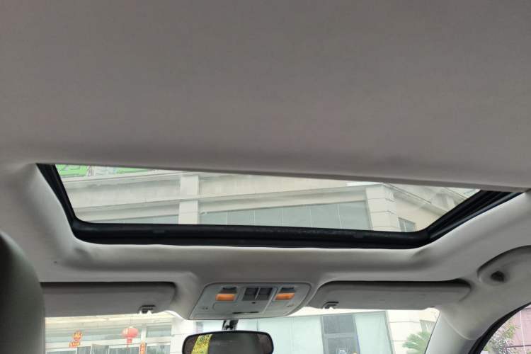 Used Chevrolet Malibu 2012 2.0L Automatic Luxury Edition Headliner