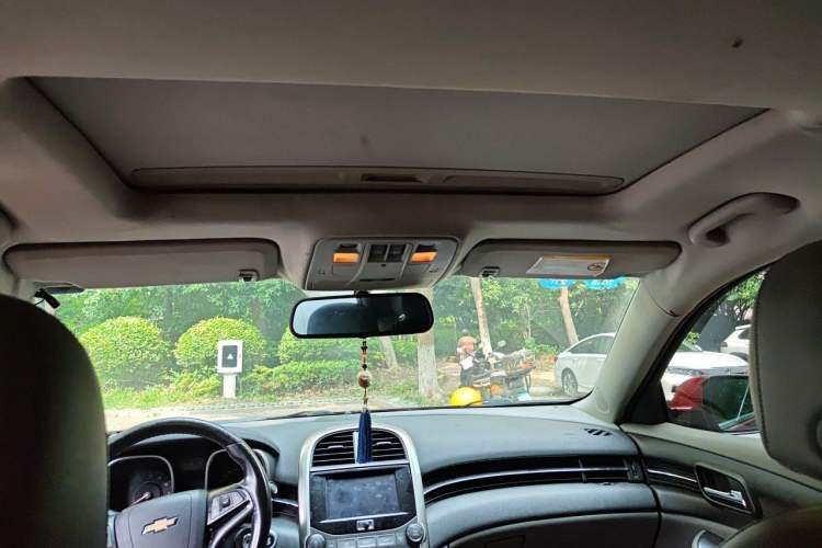 Used Chevrolet Malibu 2012 2.4L Automatic Luxury Edition Headliner