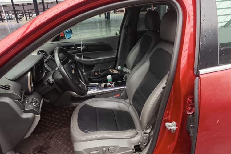 Used Chevrolet Malibu 2012 2.0L Automatic Luxury Edition Left Front Seat