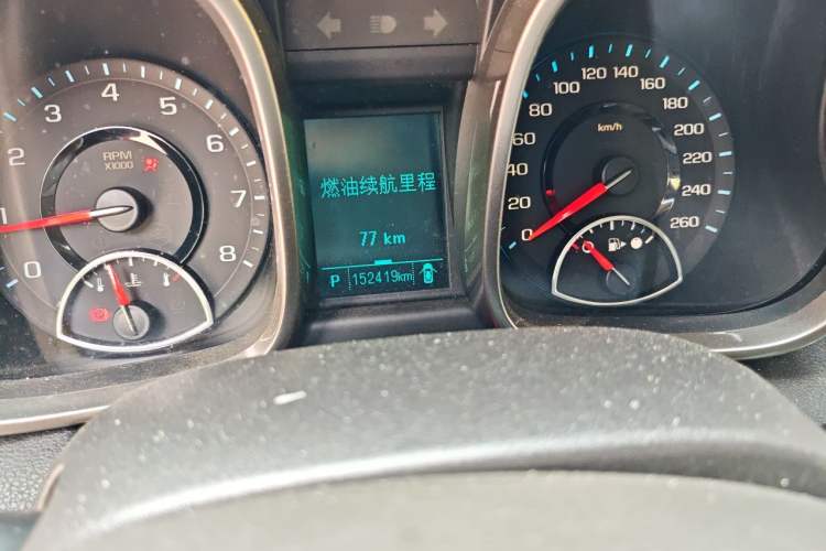Used Chevrolet Malibu 2012 2.0L Automatic Luxury Edition Odometer Close Up