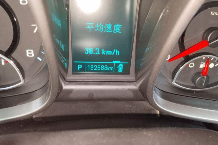 Used Chevrolet Malibu 2012 2.0L Automatic Comfort Edition Odometer Close Up