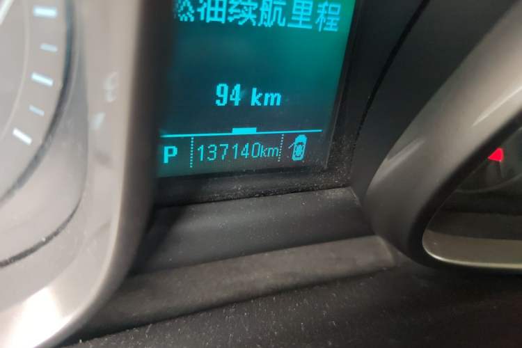 Used Chevrolet Malibu 2012 2.4L Automatic Luxury Edition Odometer Close Up