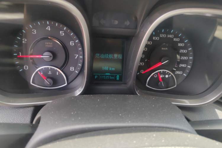 Used Chevrolet Malibu 2012 2.0L Automatic Luxury Edition Odometer Close Up