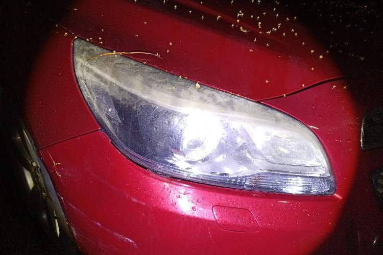 Used Chevrolet Malibu 2012 2.4L Automatic Flagship Edition Right Front Headlight