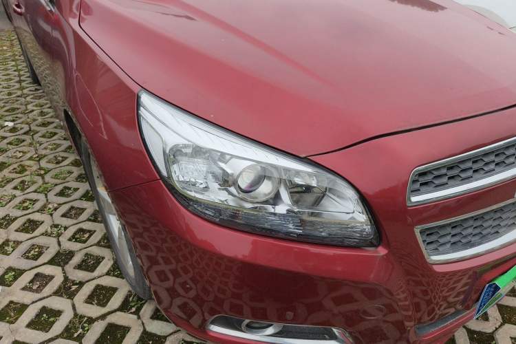 Used Chevrolet Malibu 2012 2.0L Automatic Luxury Edition Right Front Headlight