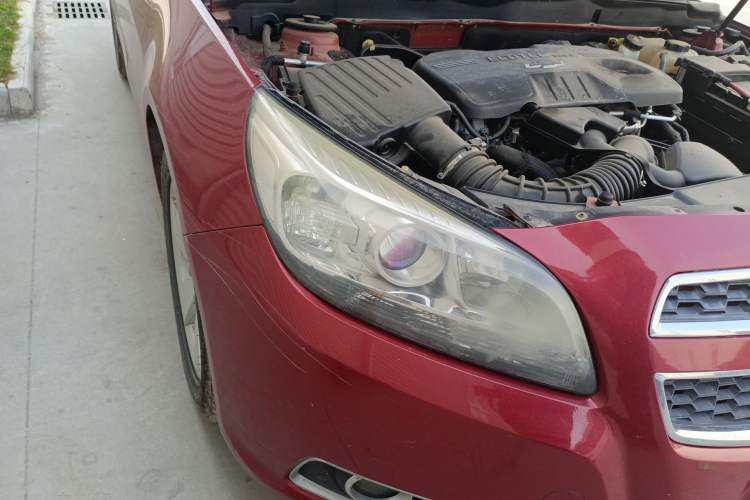 Used Chevrolet Malibu 2012 2.0L Automatic Comfort Edition Right Front Headlight