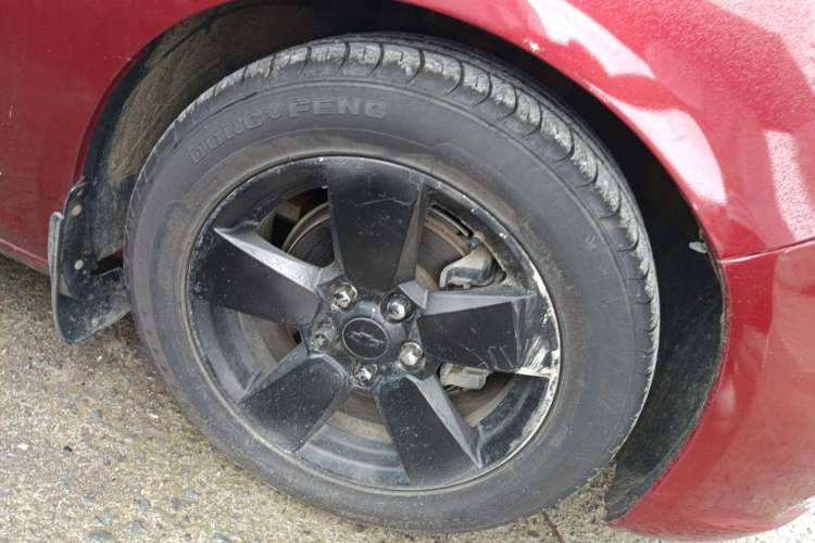Used Chevrolet Malibu 2012 2.0L Automatic Comfort Edition Right Front Wheel Hub