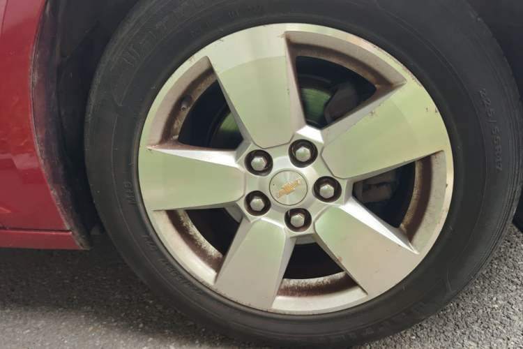 Used Chevrolet Malibu 2012 2.4L Automatic Luxury Edition Right Front Wheel Hub
