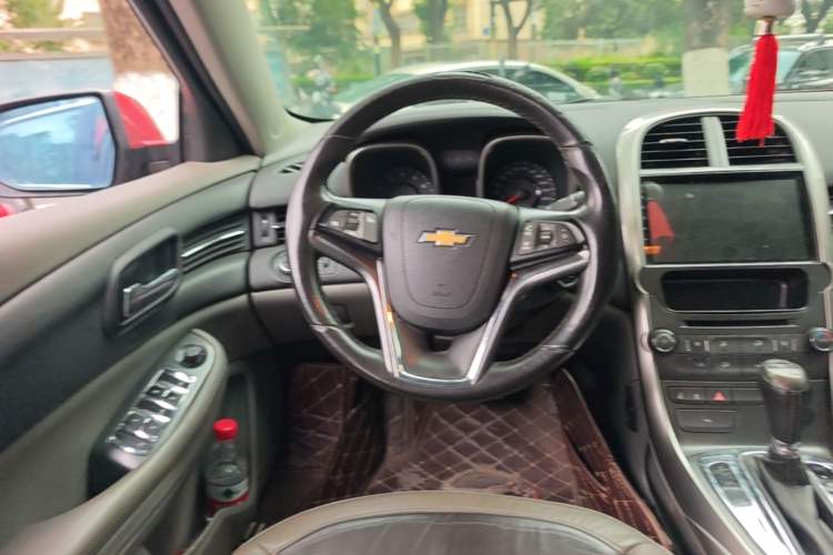 Used Chevrolet Malibu 2012 2.0L Automatic Luxury Edition Steering Wheel