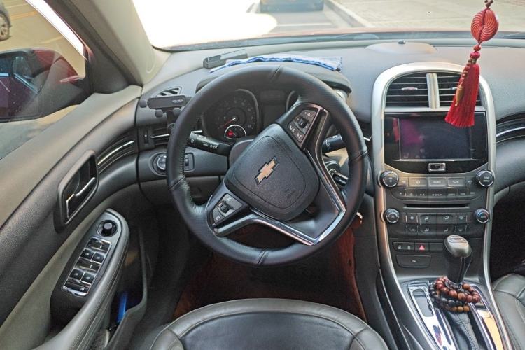 Used Chevrolet Malibu 2012 2.0L Automatic Luxury Edition Steering Wheel