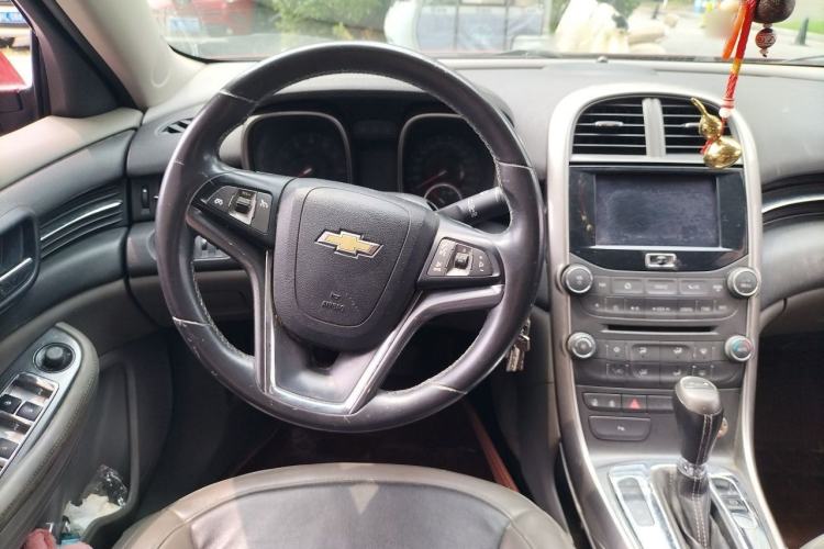 Used Chevrolet Malibu 2012 2.0L Automatic Luxury Edition Steering Wheel